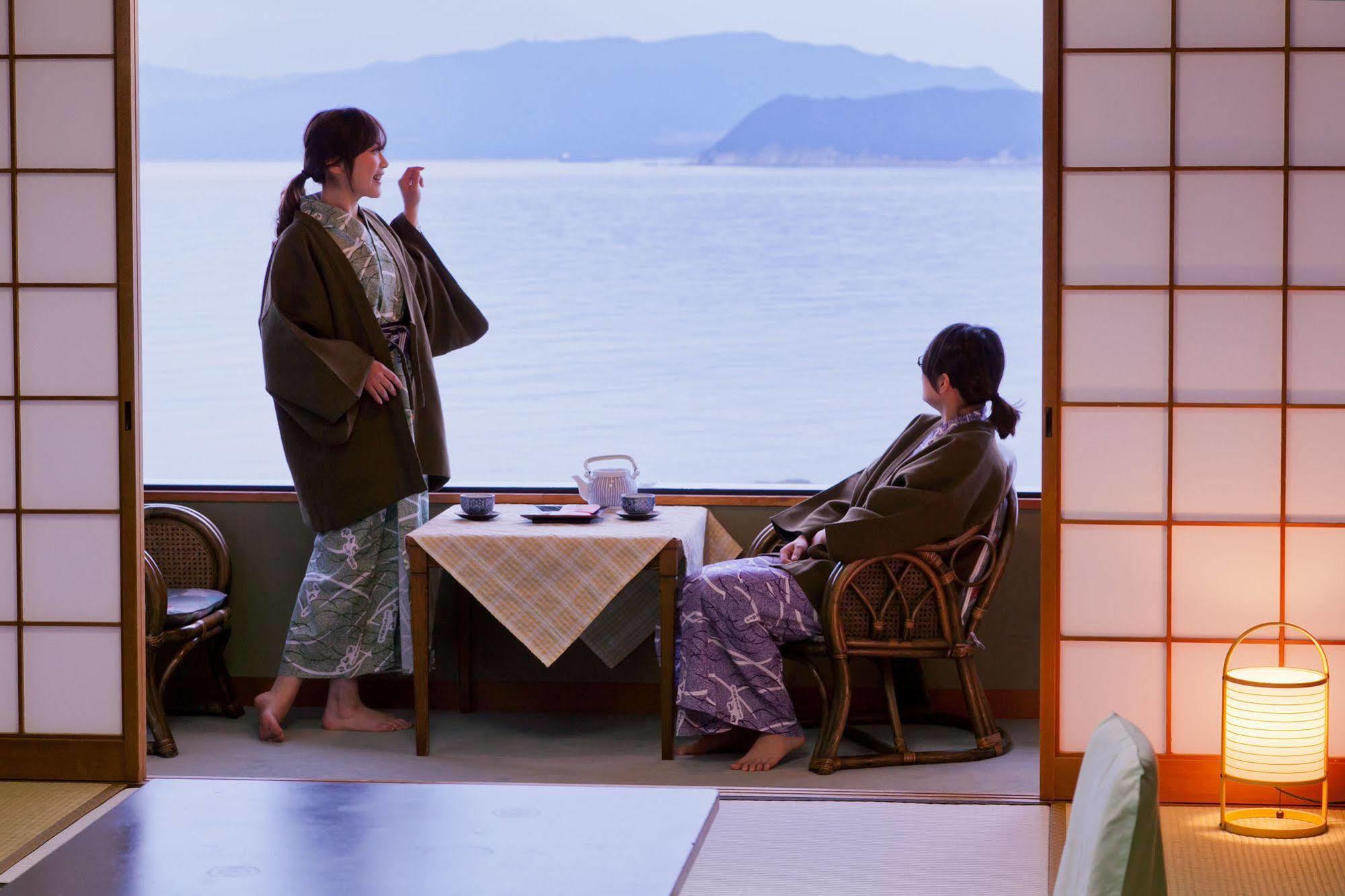 Wakayama Kada Onsen Kada Kaigetsu Ξενοδοχείο Εξωτερικό φωτογραφία