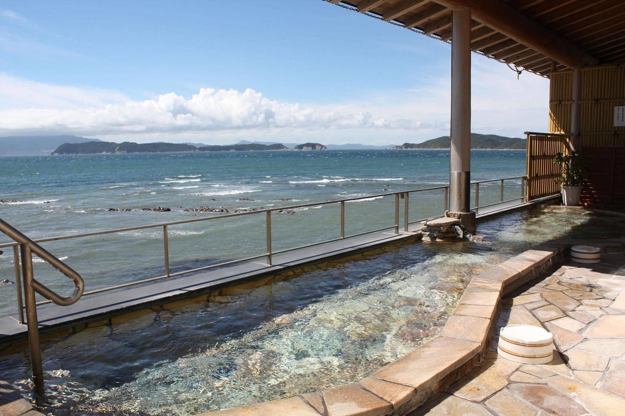 Wakayama Kada Onsen Kada Kaigetsu Ξενοδοχείο Εξωτερικό φωτογραφία